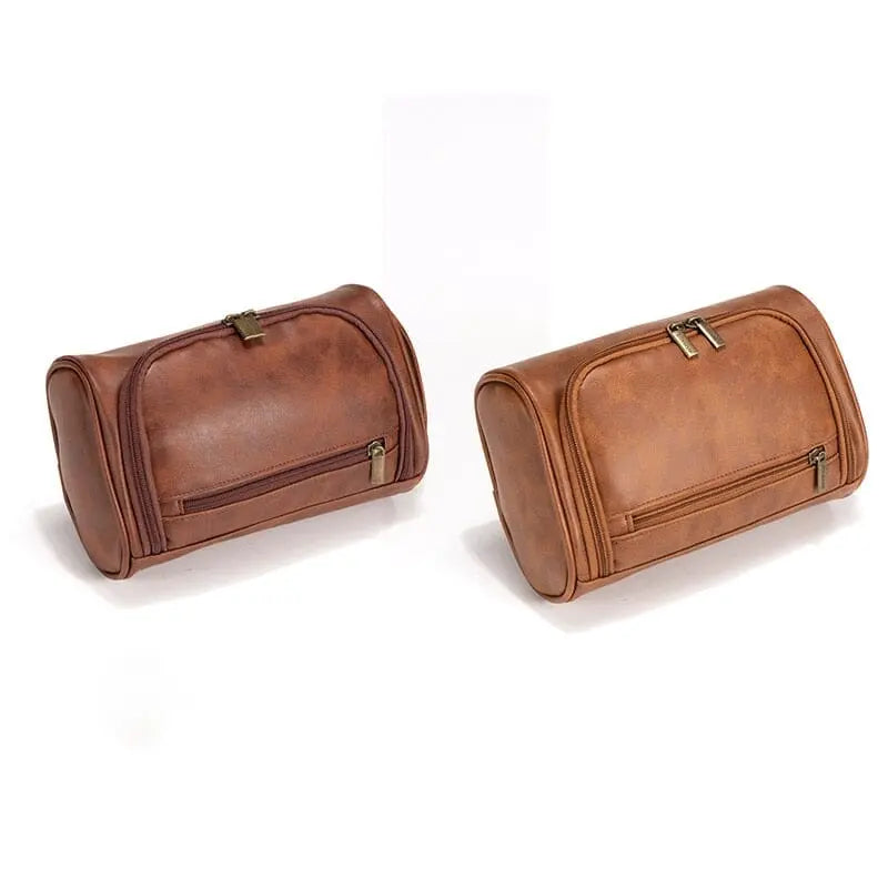 Vue latérale de la trousse de toilette marron vintage