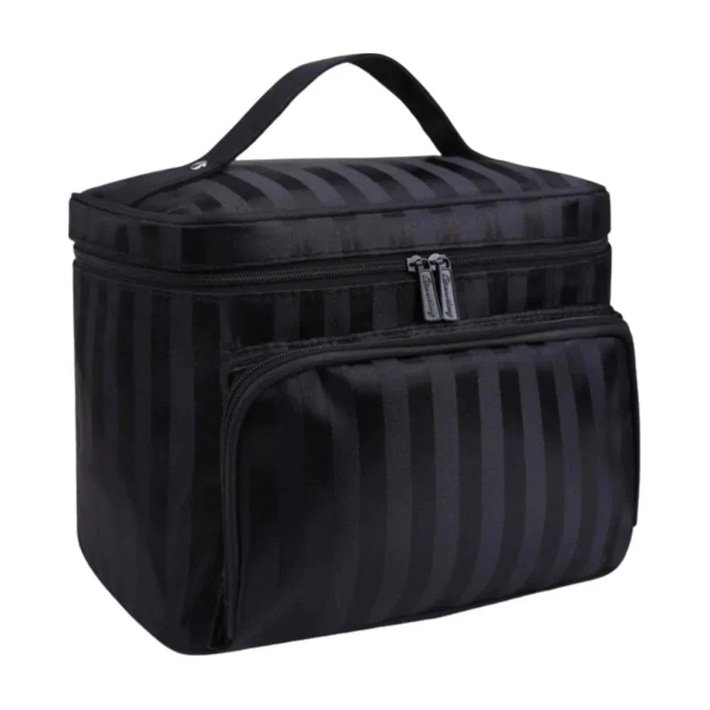 Vanity noir avec grand compartiment, texture souple
