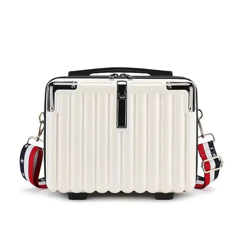 Vanity case rigide blanc, design minimaliste et pur