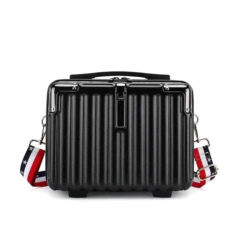 Vanity case rigide noir, lignes épurées et sophistiquées
