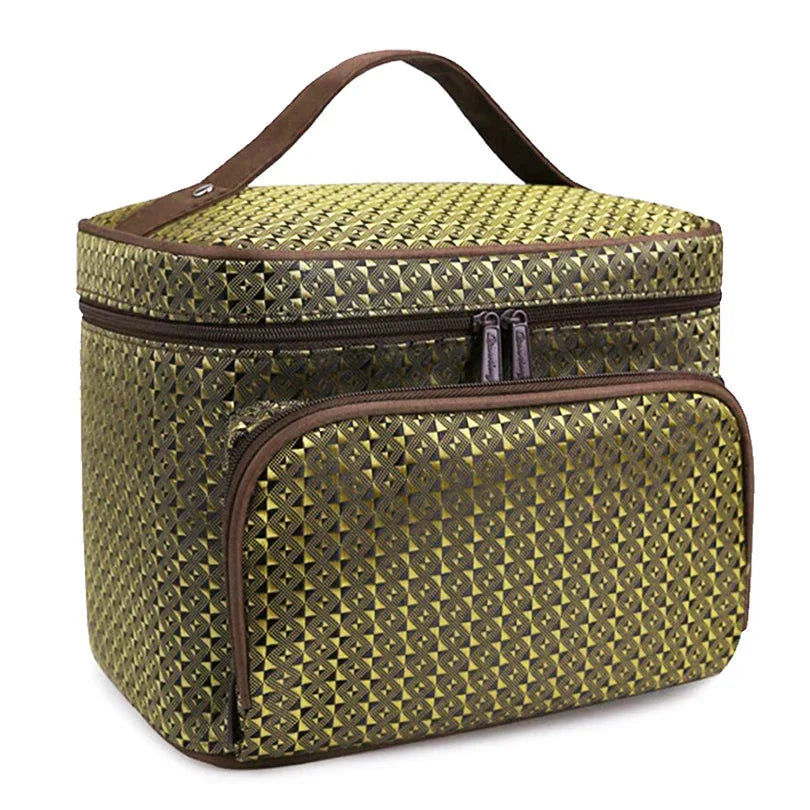 Vanity doré spacieux, parfait pour organiser produits de beauté